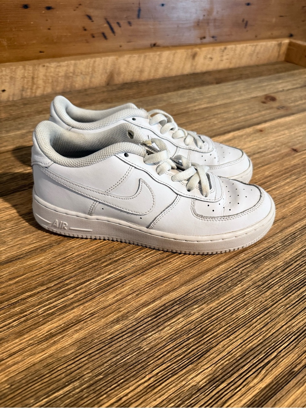 Nike Kids White Low-Top Sneakers